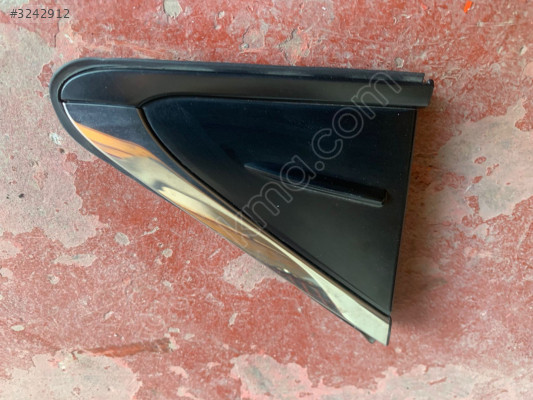 TOYOTA COROLLA ÖN ÇAMURLUK KAPLAMASI 6011702250
