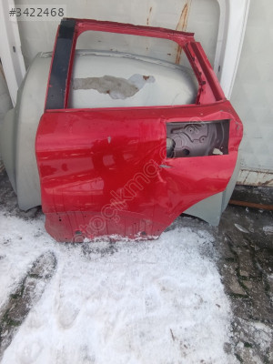 Renault Captur sol arka kapı