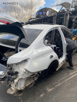 BMW G20 SAĞ ARKA ÇAMURLUK OTO FEDAİ