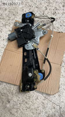 OPEL INSİGNİA ÖN SOL CAM KRİKOSU MOTORLU.OTO ERKAN ÜNYE