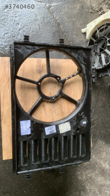 2010-2016 VW Polo Orjinal Fan Davlumbazı - 6R0121207L Hatasız