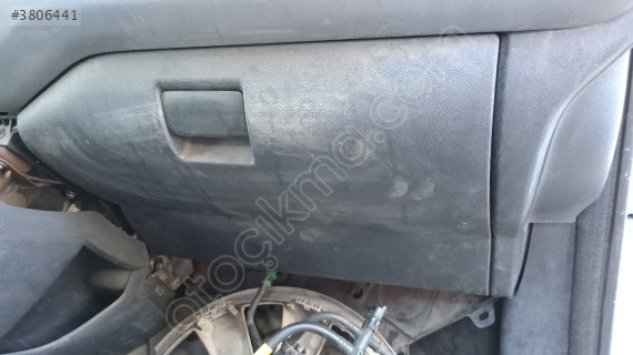 peugeot partner torpido kapağı