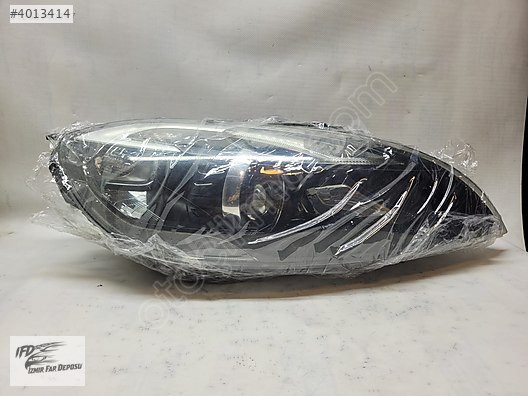 VOLVO V40 XENON LEDLİ SAĞ ORİJİNAL