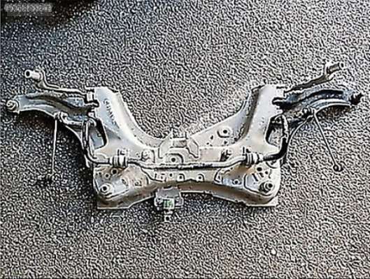 RENAULT CAPTUR ÇIKMA MOTOR TRAVERSİ