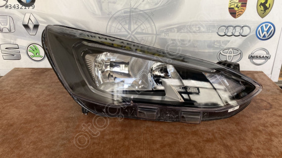 Ford Focus 4 için Ledli Sağ Far - Orjinal Çıkma ve Temiz