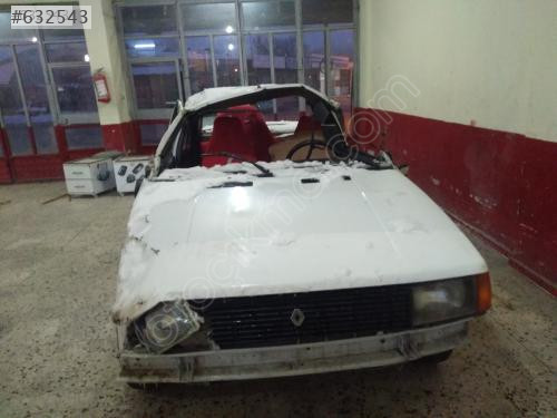 Renault 9 parça parça satılık