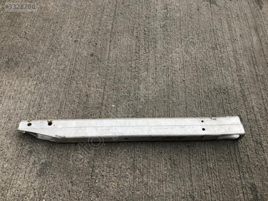MERCEDES A SERİSİ W177 W118 ÖN PANEL DESTEK DEMİRİ 1776225100