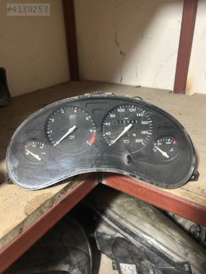 Opel corsa b gösterge paneli