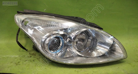hyundai i30 sağ far mercekli