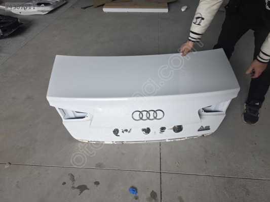 2012/2018 AUDİ A6 BEYAZ BAGAJ KAPAĞI ORJINAL BOYASIZ