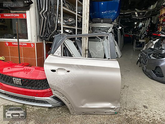 Hyundai Tucson sağ arka kapı