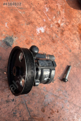 RENAULT MEGANE 1 DİREKSİYON POMPASI