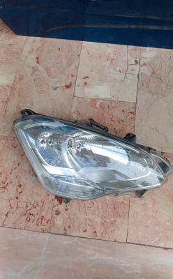 Citroen Berlingo 2009 2012 Sağ far