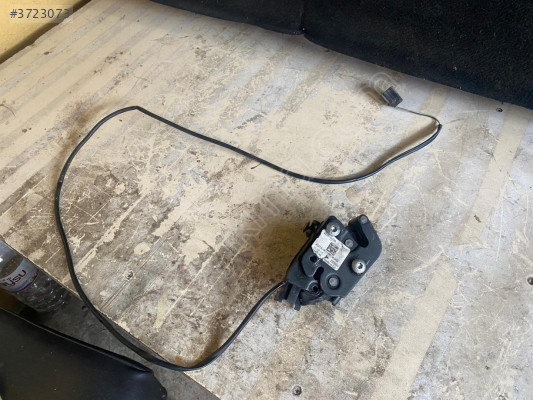 FORD B-MAX SAĞ ÖN KAPI ÜST KİLİDİ