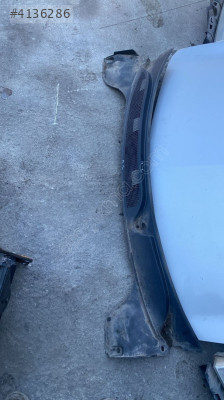 RENAULT MEGANE2 ÖN CAM IZGARASI OTO FEDAİ