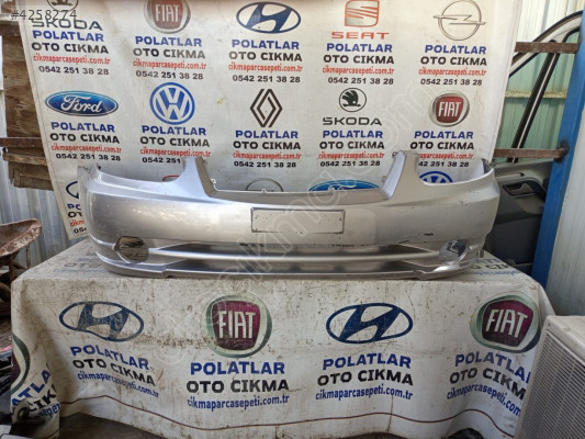 Hyundai Accent admira ön tampon