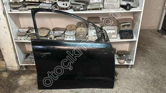2006/10 VW POLO ORJİNAL ÇIKMA SAĞ ÖN KAPI