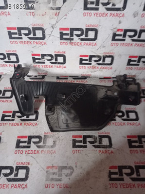 VOLVO S90 İÇ TİTM PILASİK PARÇA 31417290