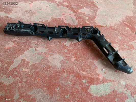TOYOTA COROLLA ARKA TAMPON BRAKETİ SOL 5257602210