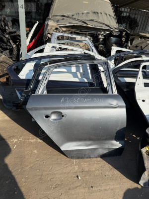 AUDİ A3 SAĞ ARKA KAPI ÇIKMA ORJİNAL