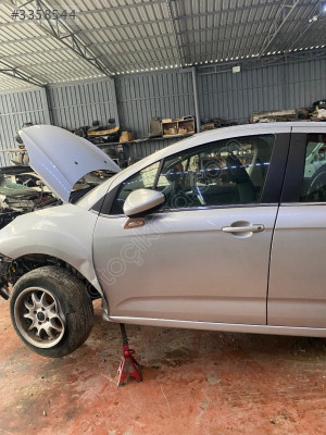 2011 MODEL CİTROEN C3 SOL ÖN KAPI