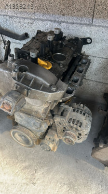 RENAULT MEGANE 2 ÇIKMA ORJİNAL GARANTİLİ 1.6 MOTOR