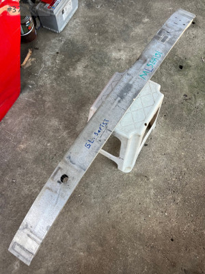 Mercedes ML çıkma ön tampon demiri w164 kasa