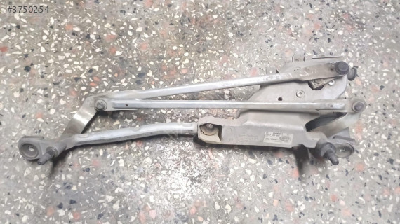 2008-2012 Ford Fiesta Ön Cam Silgi Mekanizması ve Motoru