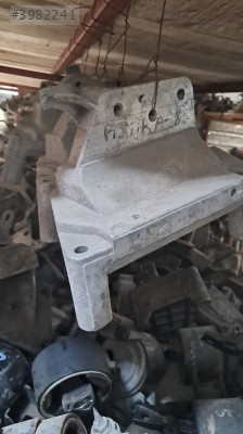 OPEL ASTRA J SAĞ MOTOR KULAĞI BRAKETİ.OTO ERKAN ÜNYE