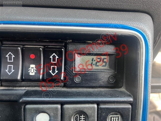 Renault R9 araç içi saat