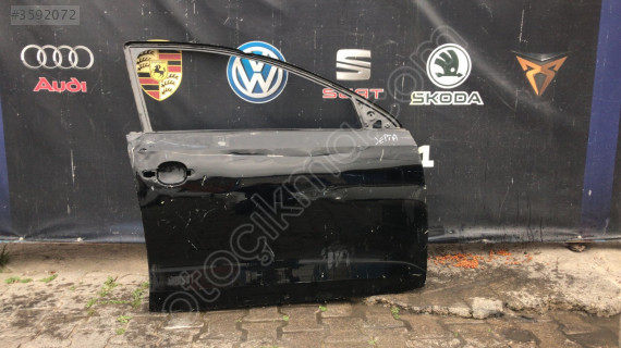 Jetta 2012 16 sağ ön kapı