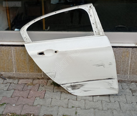 FİAT EGEA ORJINAL ÇIKMA SAĞ ARKA KAPI