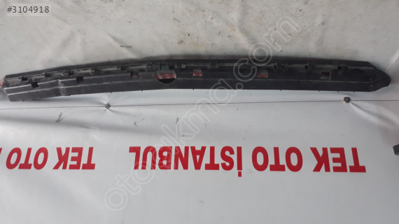 Mercedes B 246 BRAKET ÖN TAMPON ÜST A2468850365