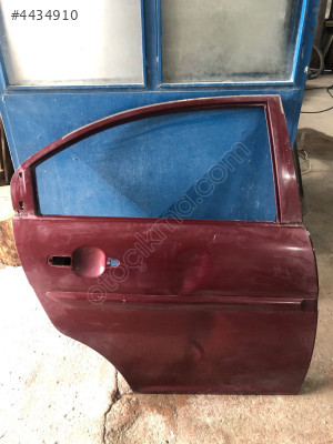 HYUNDAI ACCENT ERA SAĞ ARKA KAPI