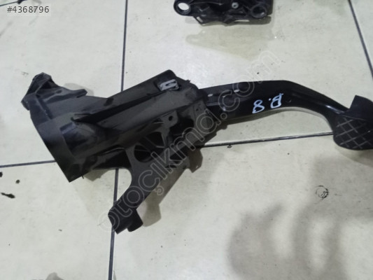 VOLKSWAGEN PASSAT B8 FREN PEDAL