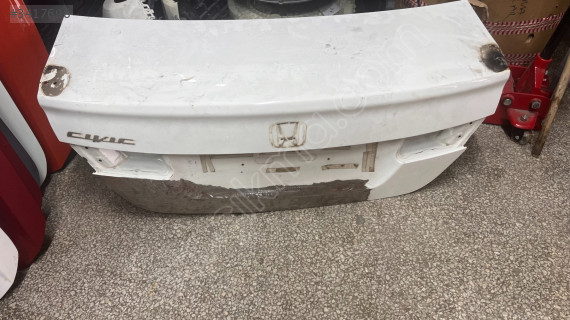 HONDA CİVİC BAGAJ KAPAĞI ORJİNAL ÇIKMA