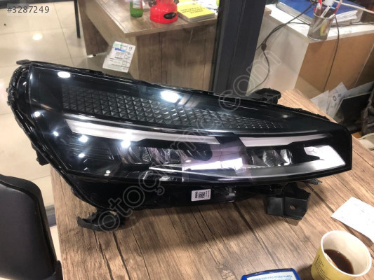 RENAULT CLİO 5,5 6 LED SAĞ FAR 260103507R