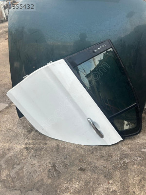 FİAT EGEA SOL ARKA KAPI ÇIKMA ORJİNAL HATASIZ