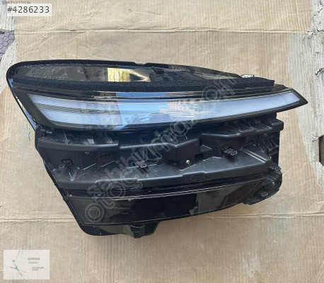 TESLA MODEL Y FAR SAĞ JUNIPER