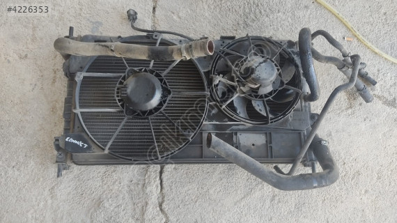 Tourneo Connect İçin Ford Radyatör Seti - Oto Çıkma Parçala