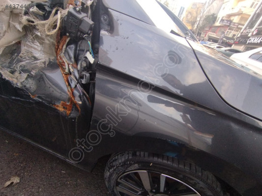 SAĞ ÖN ÇAMURLUK SÖKME YEDEK PARÇA HONDA CİTY 2020-2025