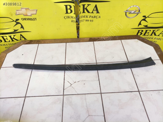 OPEL ASTRA J SAĞ ÖN CAM ÇITASI ÇIKMA ORJİNAL YEDEK PARÇA