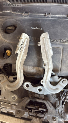 2016 Ford Courier kaput menteşesi 1250