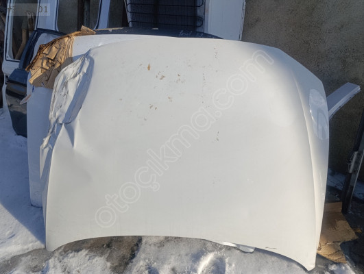Volkswagen Passat ön motor kaputu