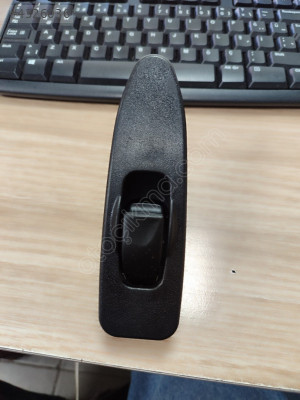 CAM AÇMA DÜĞMESİ CARISMA 96-05 ÖN SAĞ TEKLİ (8 PİM)