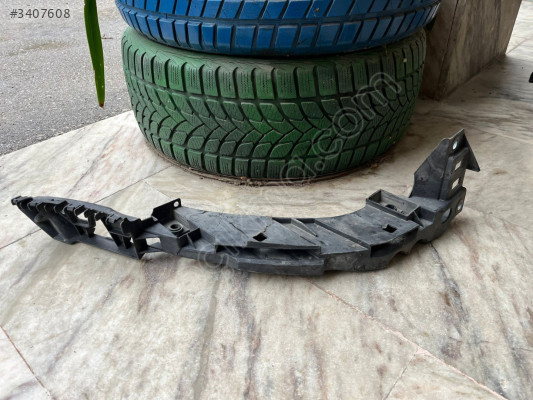 POLO SAĞ FAR ALT BRAKETİ ORJİNAL 6R0805072 10-18