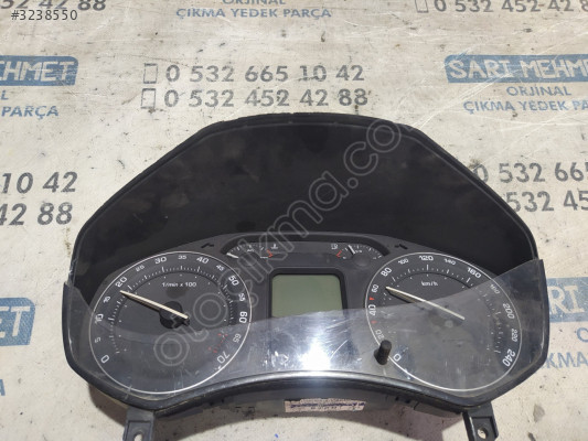 ÇIKMA SKODA OCTAVİA KİLOMETRE GÖSTERGE SAATİ 1Z0920810 B