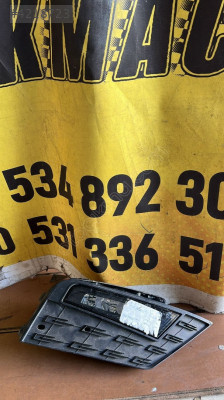 SEAT LEON SAĞ SİS FARI VE ÇERÇEVESİ 575941700A 5F0853666G