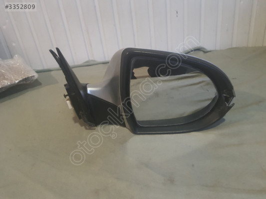 KİA SPORTAGE SAĞ AYNA KATLANIR