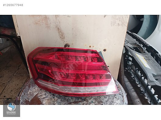 MERCEDES W212 E180-E220-E250 MAKYAJLI SOL STOP